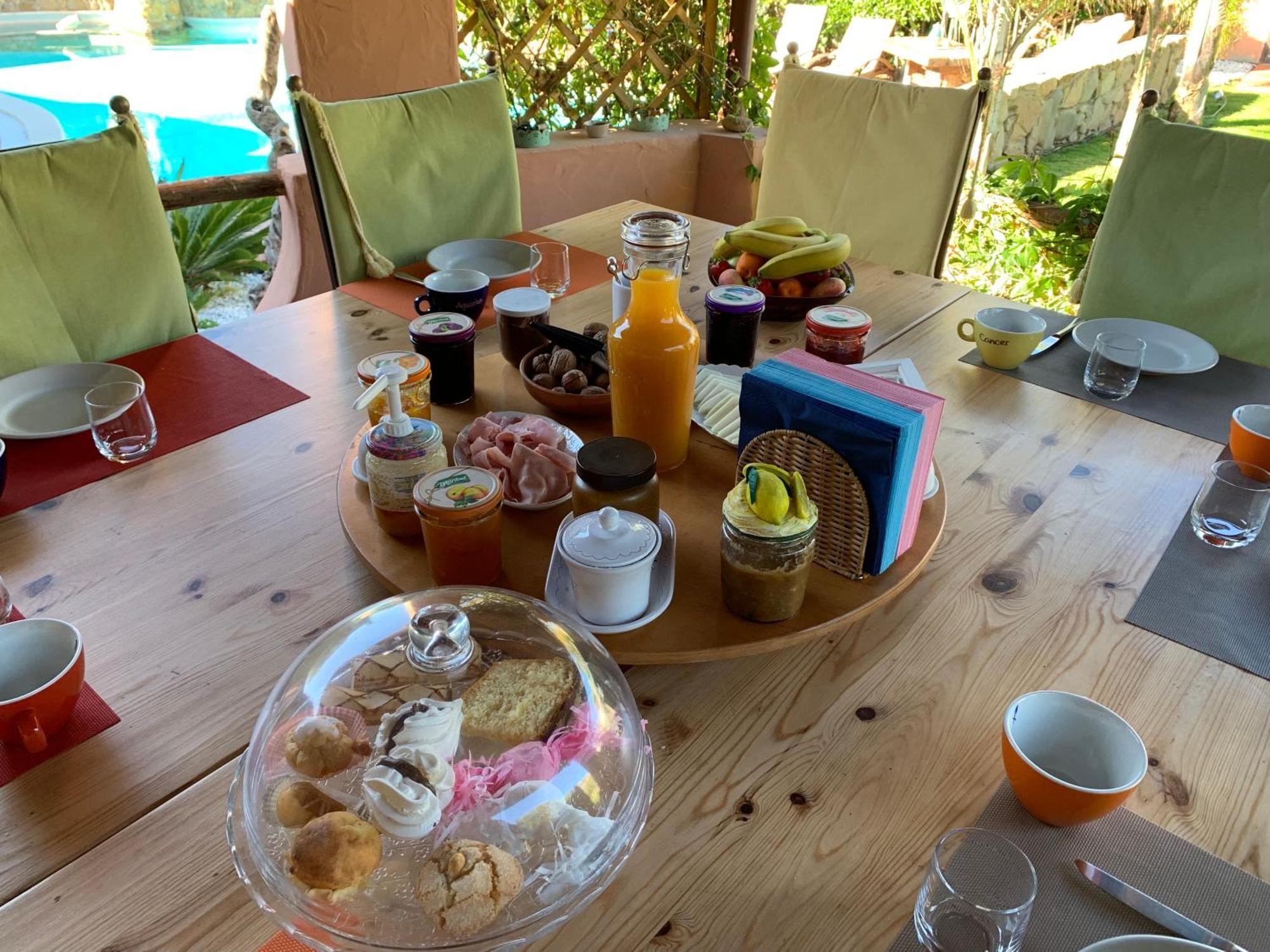 Guest House Villa Verde - Short Term Room Rentals Torre delle Stelle Exteriör bild
